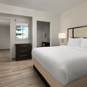 Suite à 1 Chambre à Coucher Lit King-Size